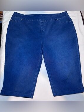 Lulu-B Denim Bermuda Pull On Shorts Size 16